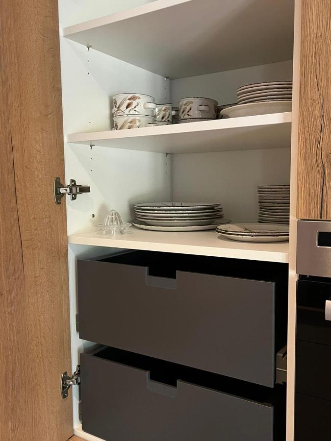 Moderne, Ruhige Ferienwohnung , Ideal Zum Abschalten Hadamar Esterno foto