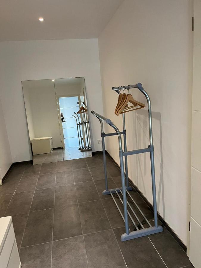 Moderne, Ruhige Ferienwohnung , Ideal Zum Abschalten Hadamar Esterno foto
