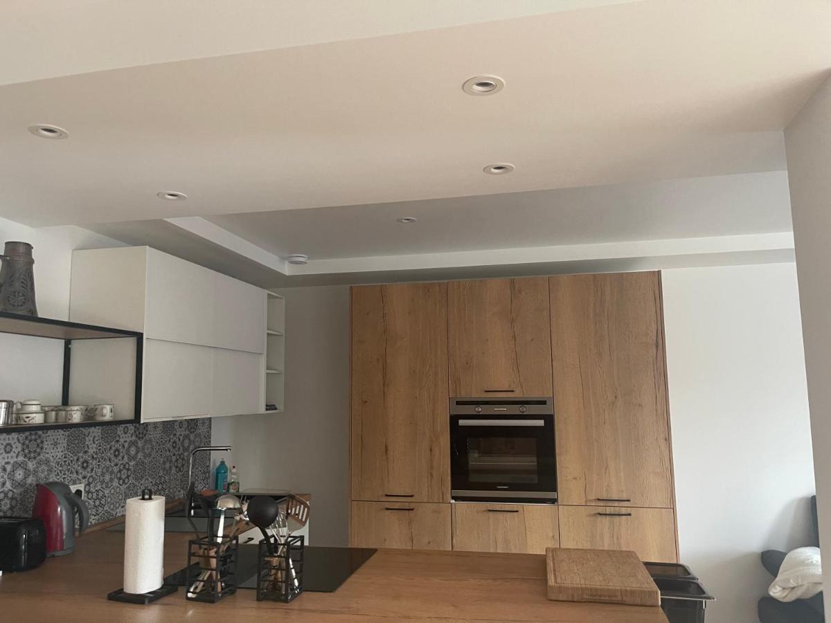 Moderne, Ruhige Ferienwohnung , Ideal Zum Abschalten Hadamar Esterno foto