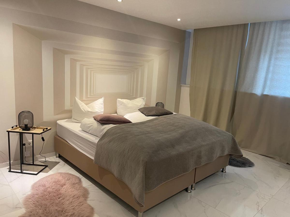 Moderne, Ruhige Ferienwohnung , Ideal Zum Abschalten Hadamar Esterno foto