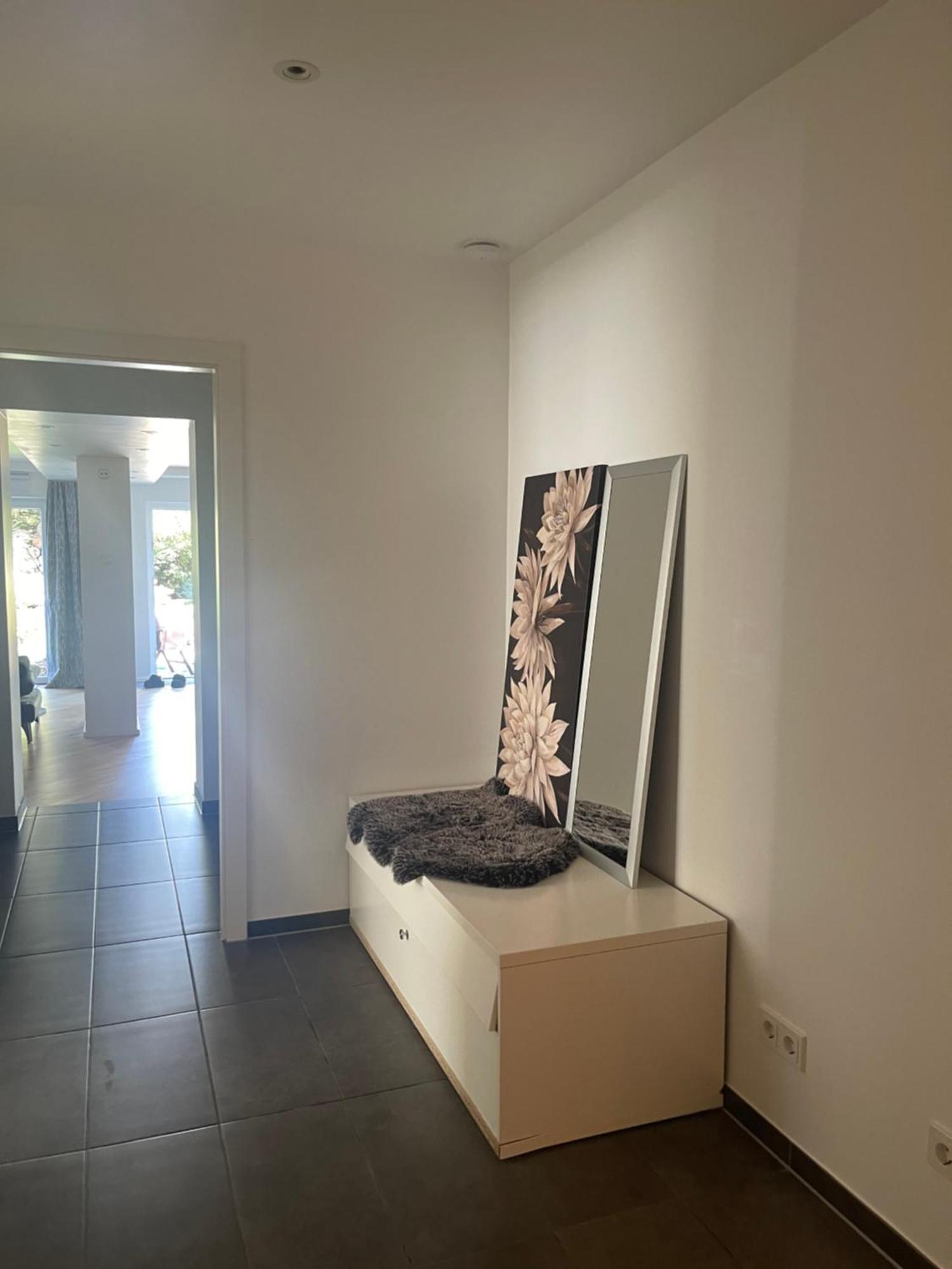 Moderne, Ruhige Ferienwohnung , Ideal Zum Abschalten Hadamar Esterno foto