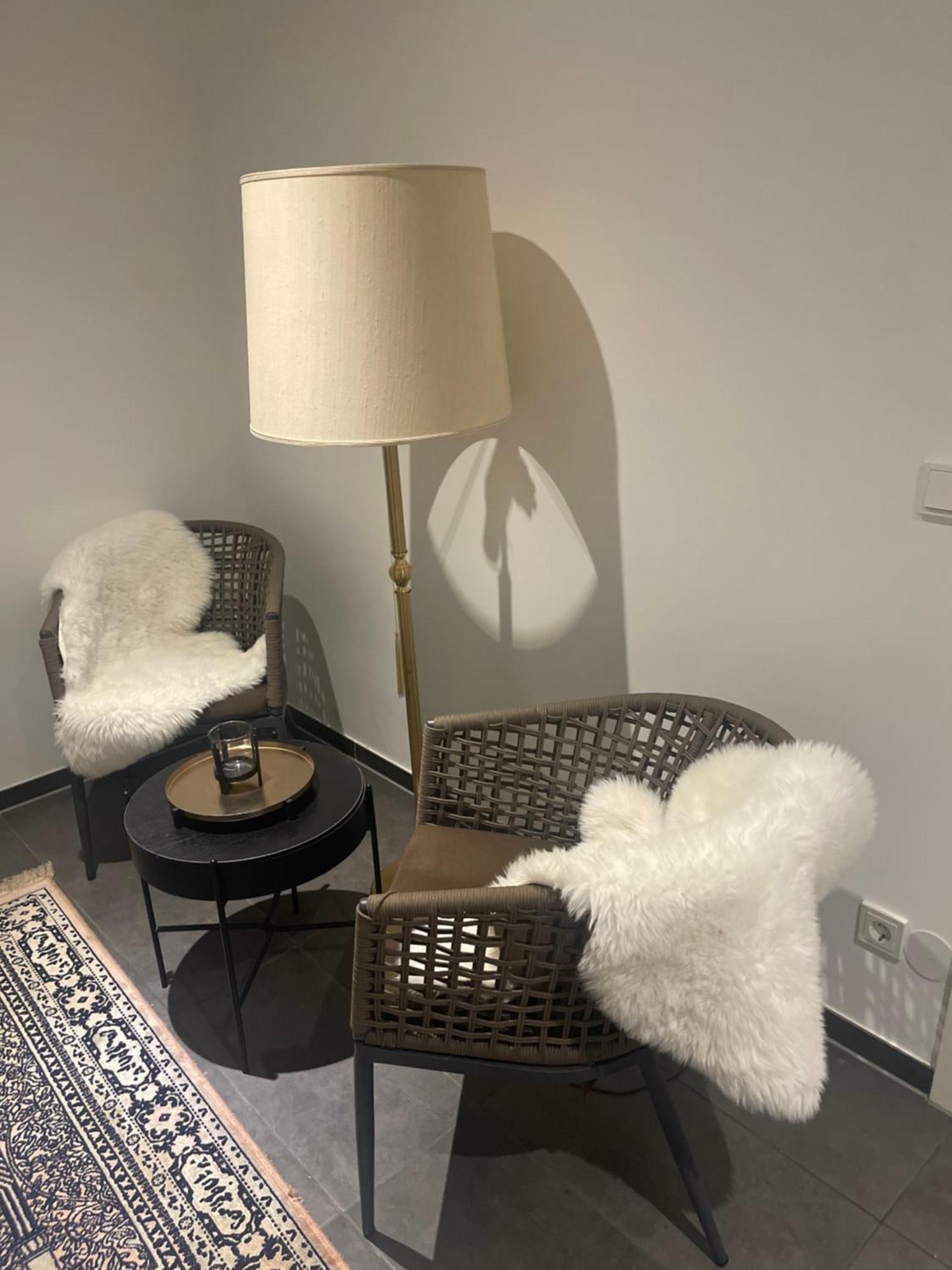 Moderne, Ruhige Ferienwohnung , Ideal Zum Abschalten Hadamar Esterno foto